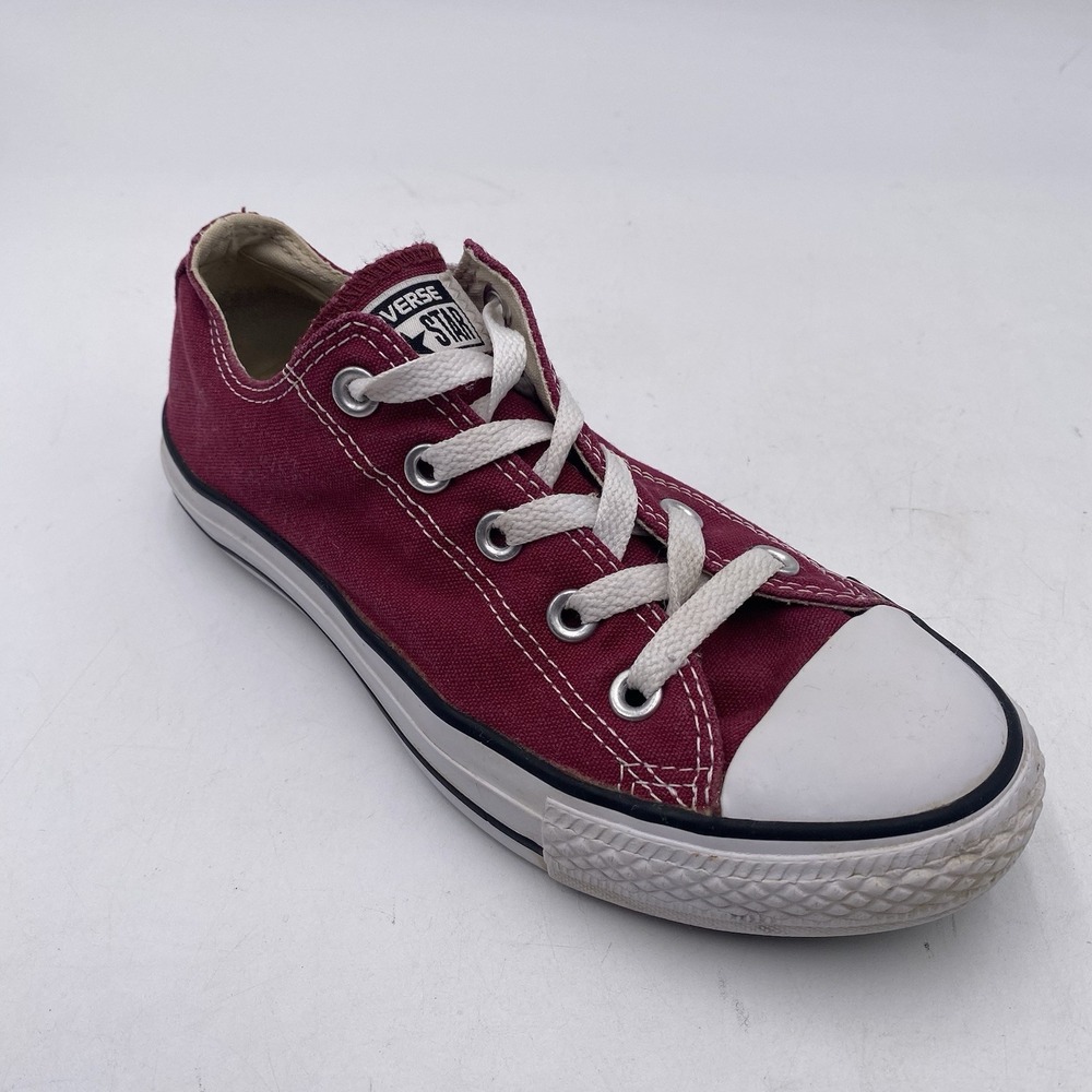 Converse Chuck‎ Taylor All Star Low Top Shoes Womens Size 6 Burgundy Red Canvas